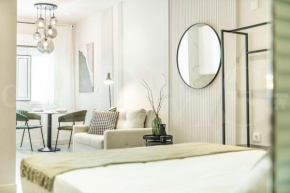Hidden Gem studio in the heart of Malaga by REMS